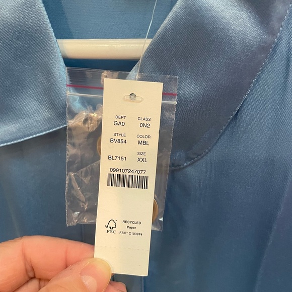 J Crew Silk shirt - Picture 4 of 5